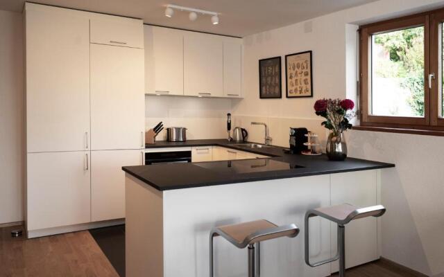 Haus4Zimmer mit Seeblick - einfacher Luxus, pur