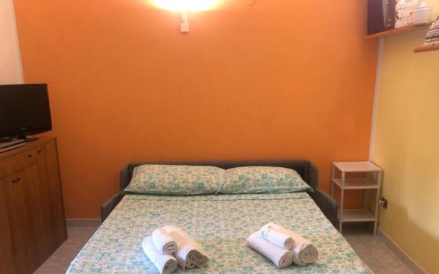 Holiday Home  near the sea-Villetta Antares