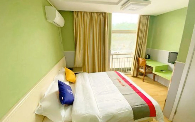 Junyi Chain Hotel (Nanjing Tianyuan East Road)