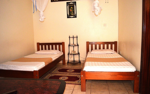 Victoria Travel Hotel