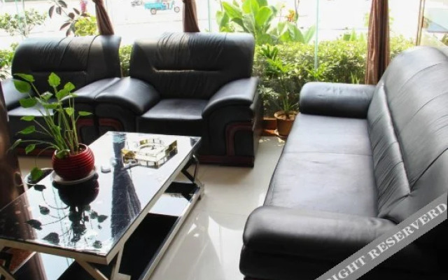 Lizun Select Hotel (Hebi Liyang Road Branch)