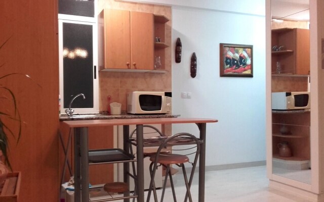 Studio in Lugo - 100 km From the Beach