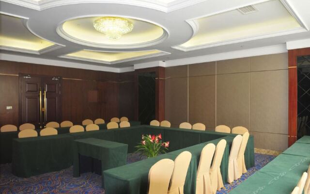 FIRSTHOTSPRINGHOTEL
