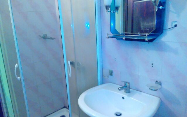 Prendi Hotel