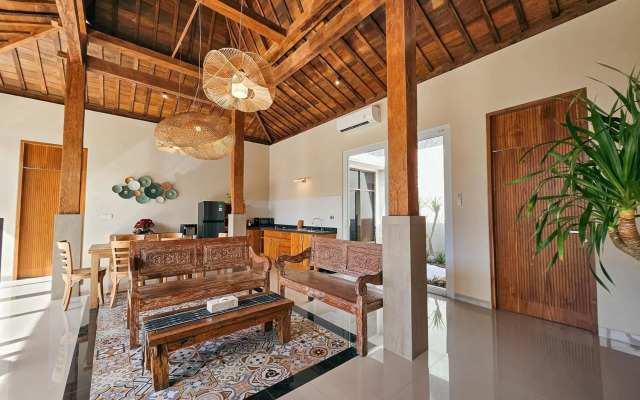 Svarna Suite Seminyak