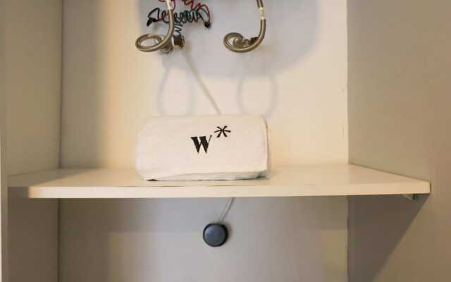 w Industrial and Quiet Studio in Barranco