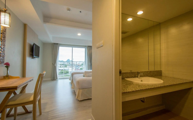 Prachuap Grand Hotel