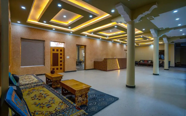 Hotel Karma Residency