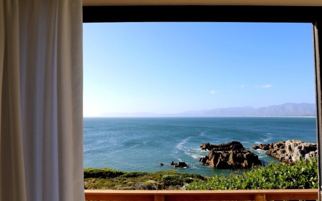 Cliff Lodge