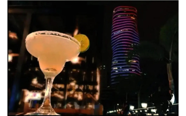 Ecusuites Room 44 bellini Gye Santa Ana