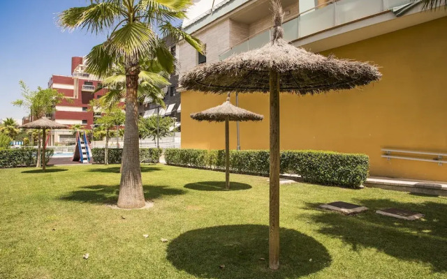 EnjoyGranada LUJO Piscina y Parking