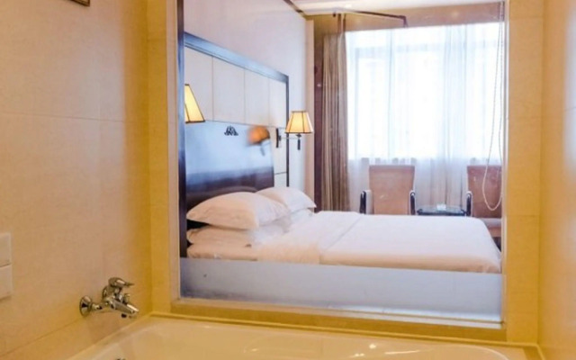 Vienna International Hotel Shenzhen North Station Branch