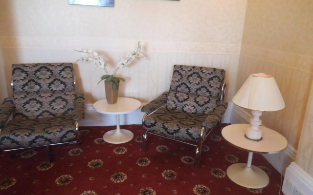 Abbey Court Hotel
