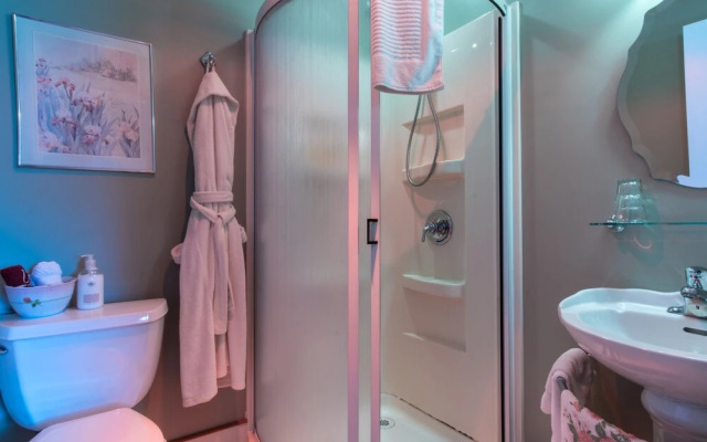 Hastings House Bed & Breakfast