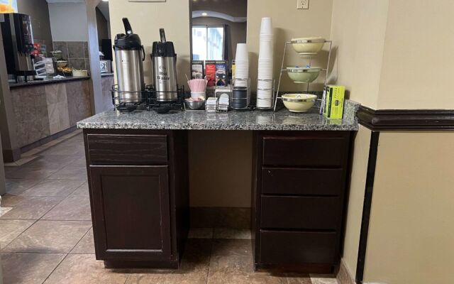 Country Inn & Suites By Radisson, Battle Creek, MI