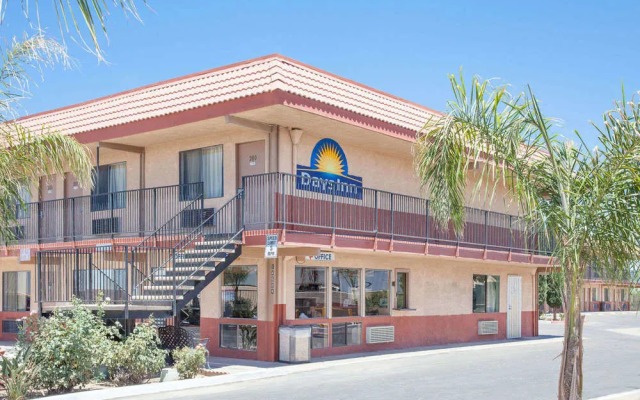 Days Inn Lost Hills