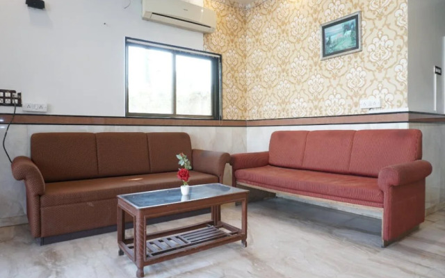 Shiv Sai By OYO Rooms