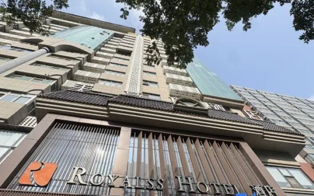 R ROYALSS HOTEL （Xi'anThe Bell Tower NorthAnyuanmen subway station） – Exterior – Xi'an