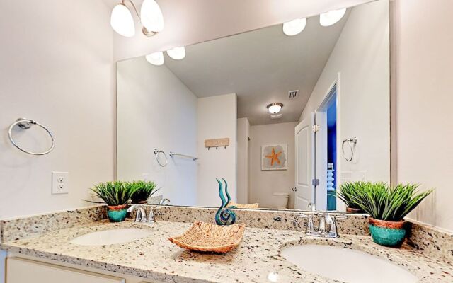 Shadow Lake - 3 Br Townhouse