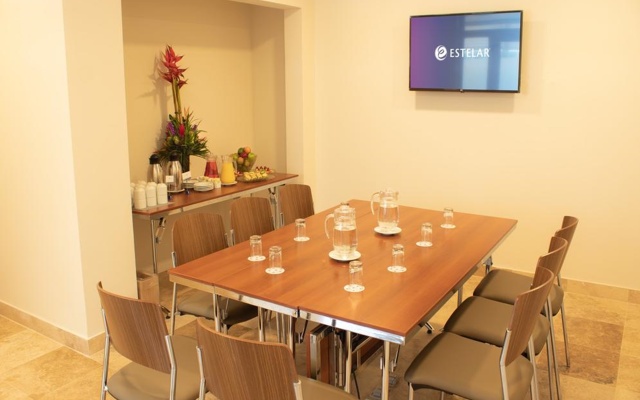 Hotel Estelar San Isidro