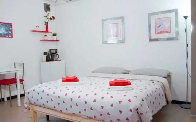 1 Bed-sleeps 2-aircon-town Centre-free Parking