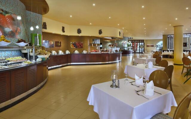 DoubleTree by Hilton Sharm El Sheikh - Sharks Bay Resort