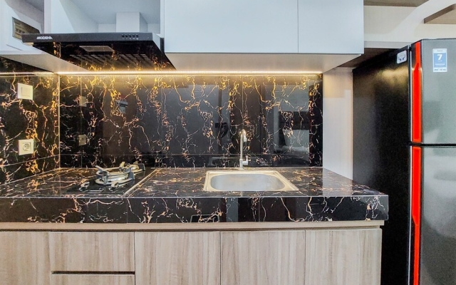 Warm And Comfortable Studio Room At B Residence Apartment