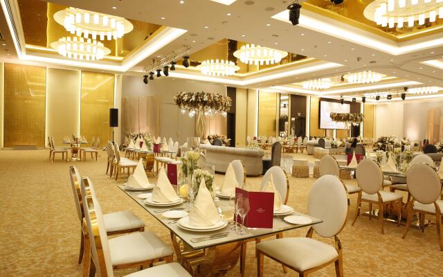 Radisson Blu Hotel and Convention Center, Riyadh Minhal