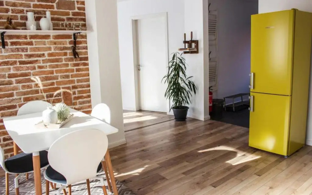 The Townhouse Apartment