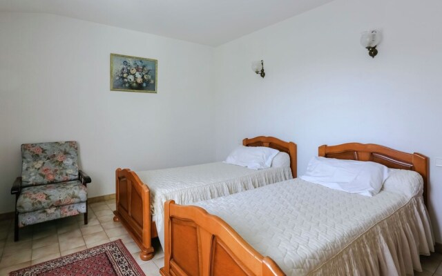 Provencal Holiday Home in Bormes-les-Mimosas with Pool