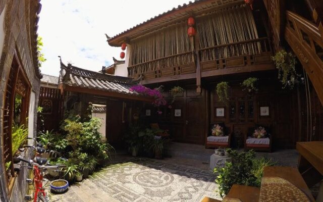 Lijiang Lvyeanjia Inn