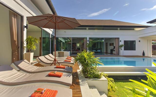 Baannaraya Pool Villas Residence