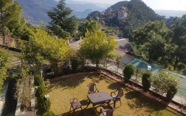 Saffronstays Grandview Haven, Barog