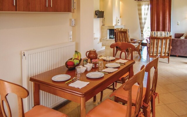 Stunning Home in Livanates With 2 Bedrooms