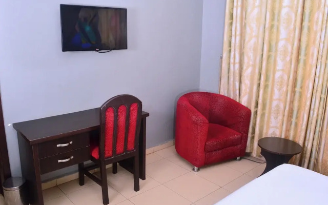 House5 Royal Comfort Ltd