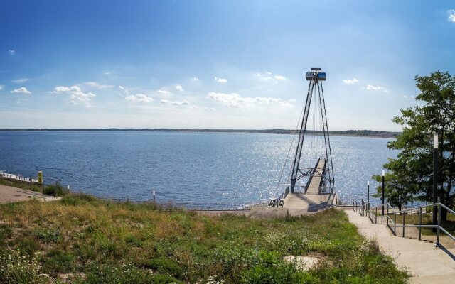 Seehotel Grossraeschen