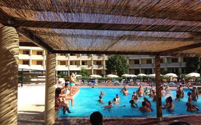 Meta Hotel Residence