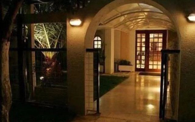 Zina Hotel Apartments