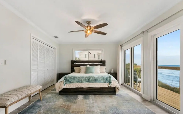 Oceanfront Blissful Sunrises Beach Gear BBQ
