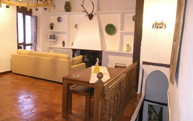 AT Casa de Alfonso VIII