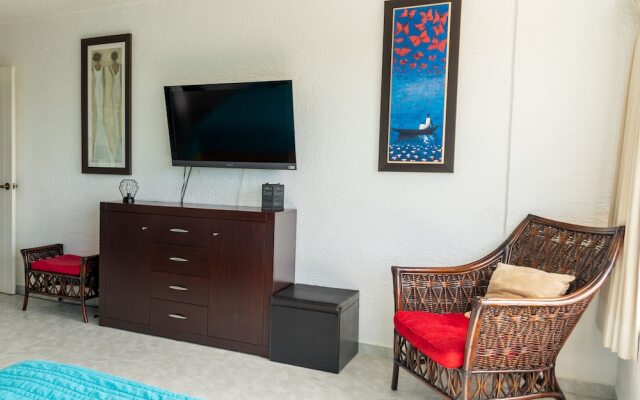 Brisas Penthouses by TA