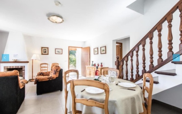 Villa - 2 Bedrooms with Pool and WiFi - 105082