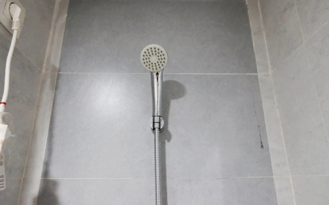 Homey And Compact Studio Apartment At Taman Melati Surabaya