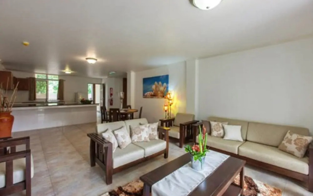 Praslin Holiday Home
