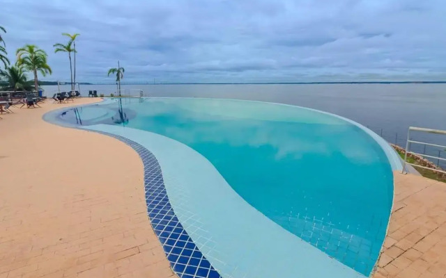 Tropical Executive Hotel