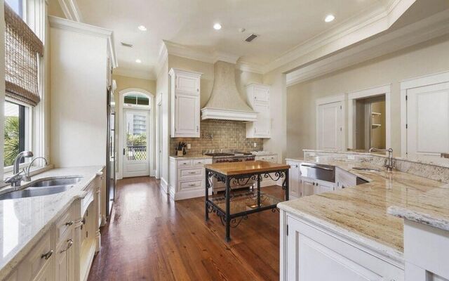 Big Easy by Five Star Properties