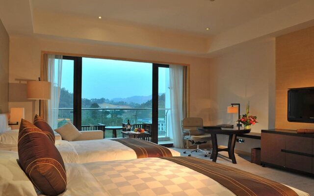 Heyuan Mels Welton Evergreen Lake Hotel