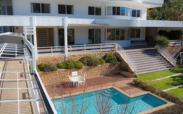 Luxury Estate in Santiago's Best Area