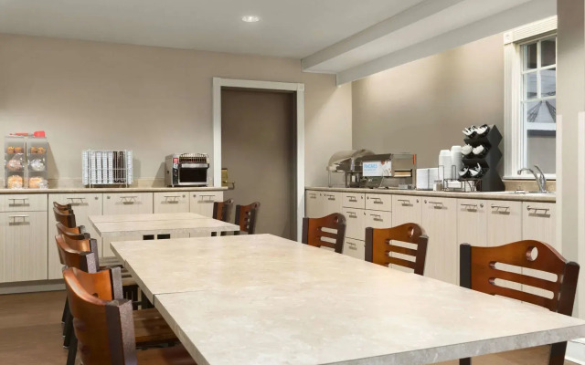 Travelodge Suites by Wyndham Saint John