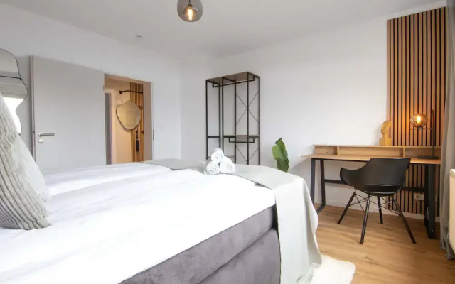 Spacious 3-rooms apartment in the center
